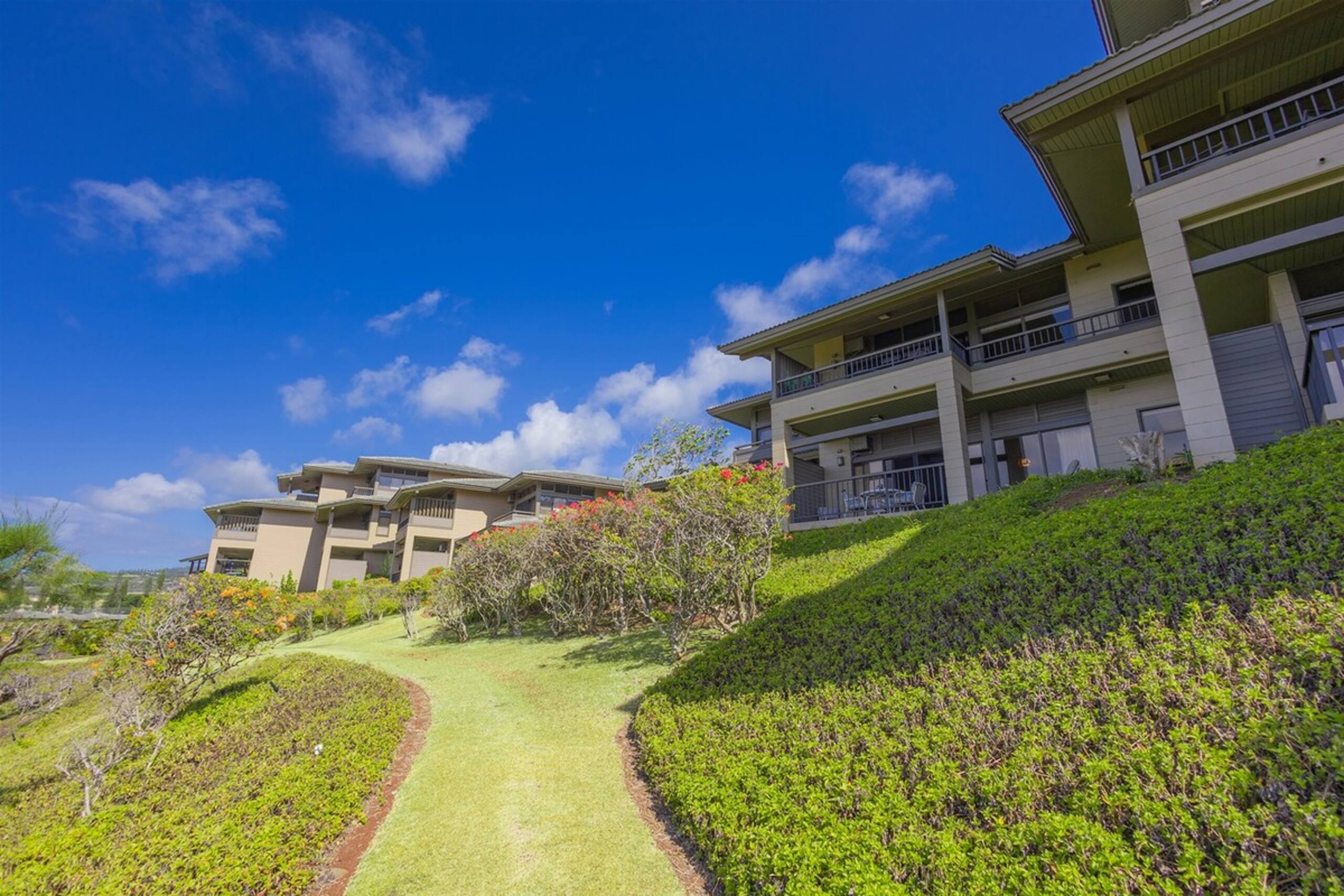 Villa in Lahaina · ★4.91 · 1 bedroom · 2 beds · 2 baths - Image 42