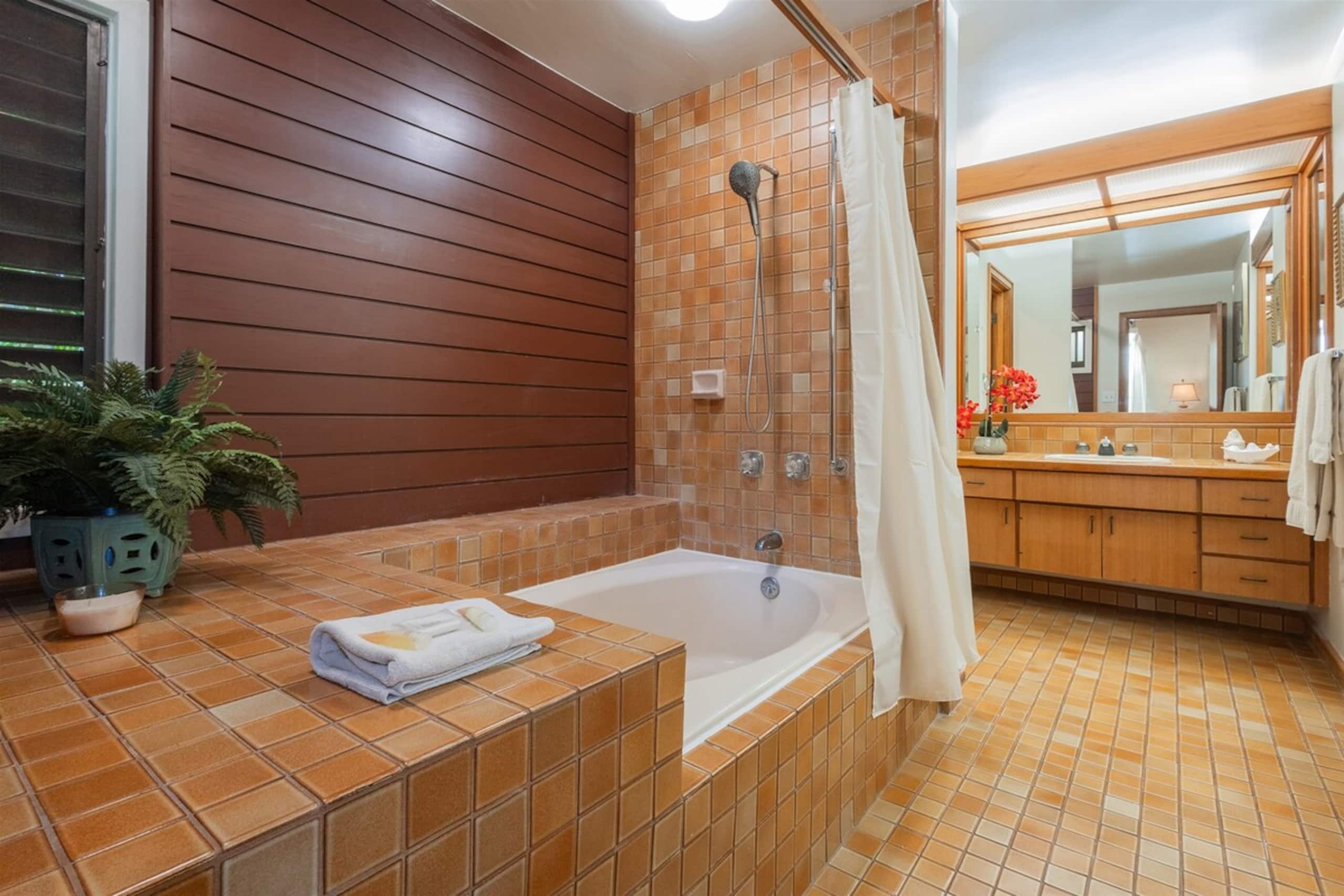 Villa in Lahaina · ★4.91 · 1 bedroom · 2 beds · 2 baths - Image 39