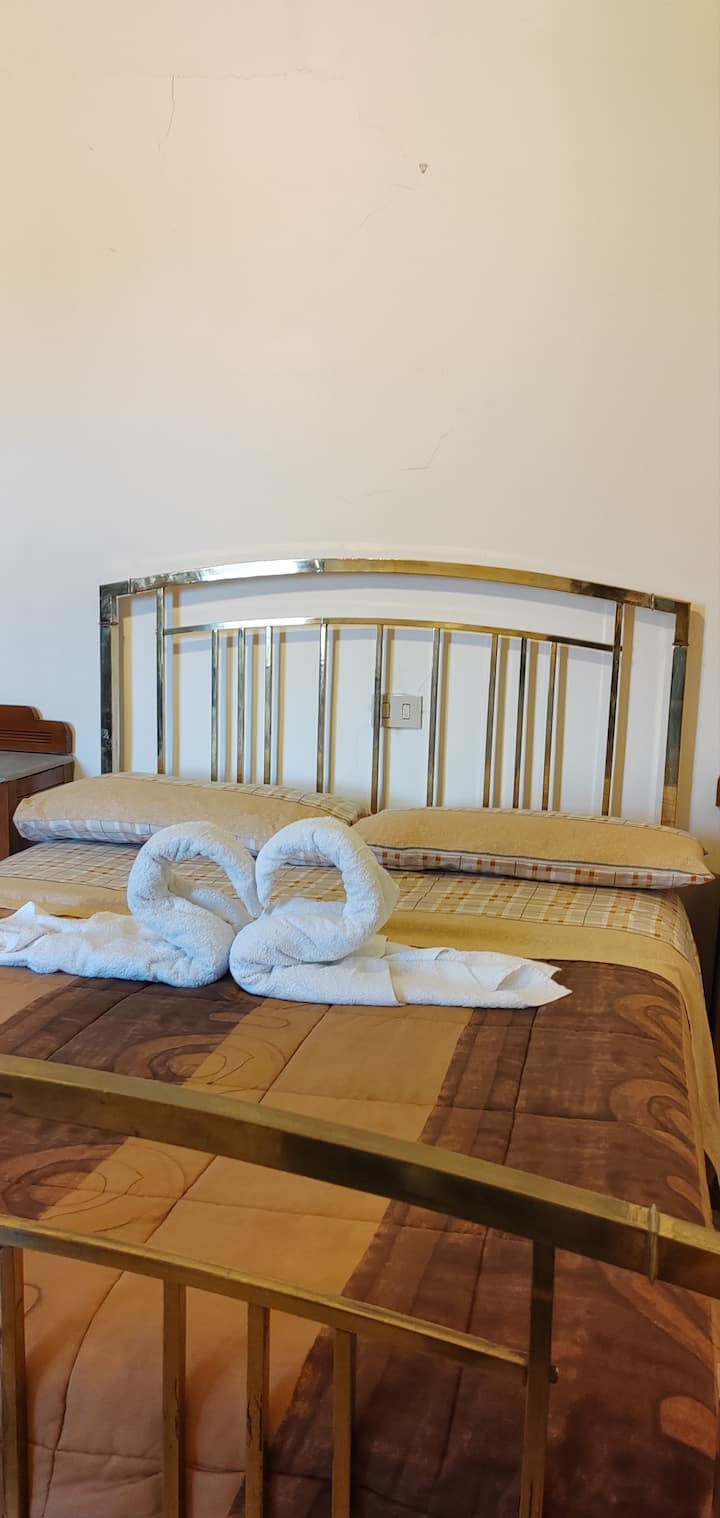 غرفة النوم 2