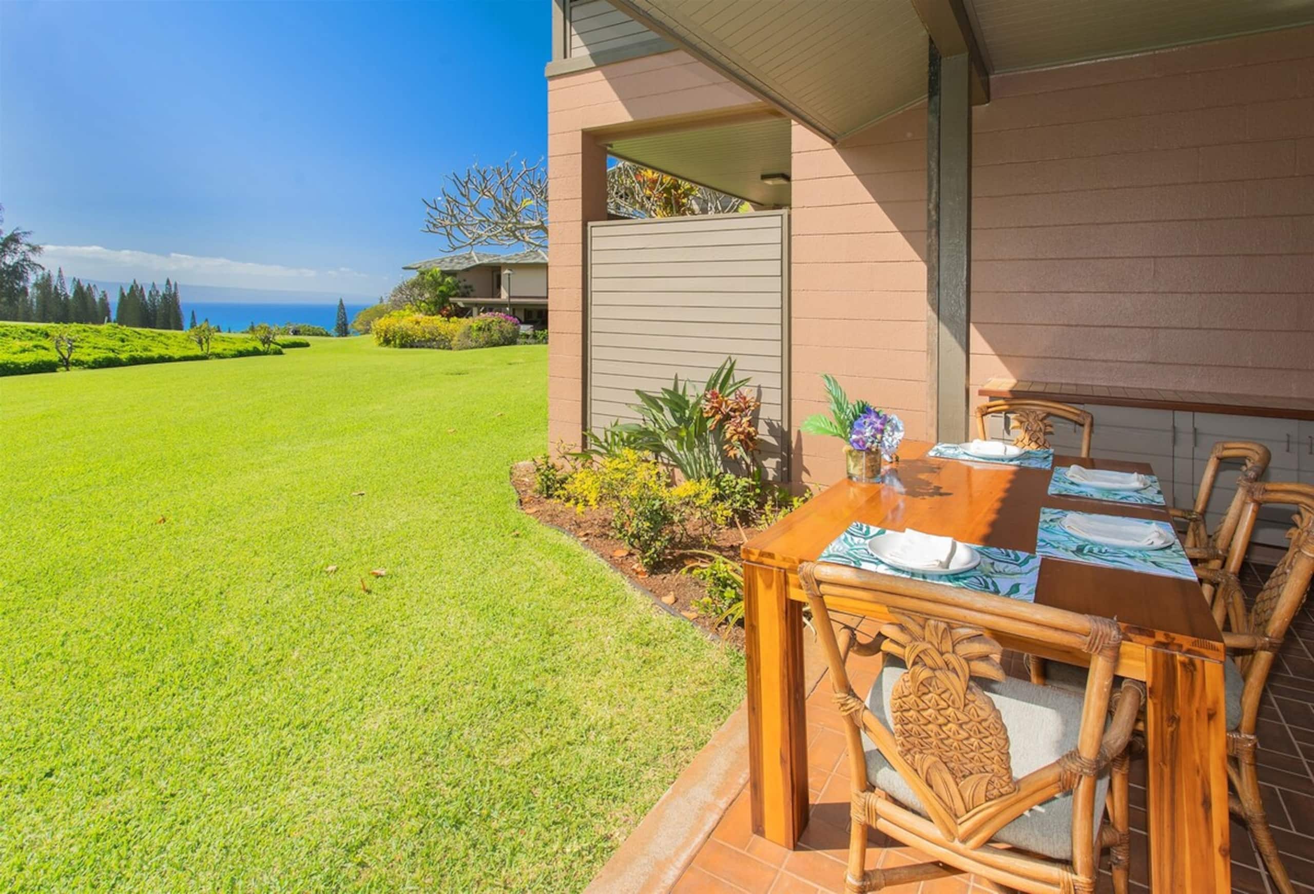 Villa in Lahaina · ★4.94 · 1 bedroom · 2 beds · 2 baths - Image 8