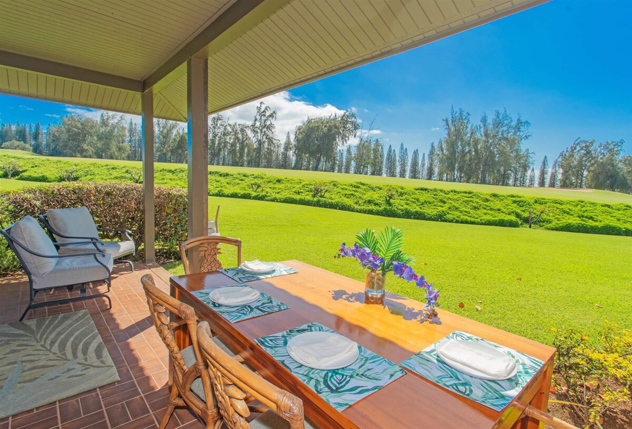 Villa in Lahaina · ★4.94 · 1 bedroom · 2 beds · 2 baths - Image 7