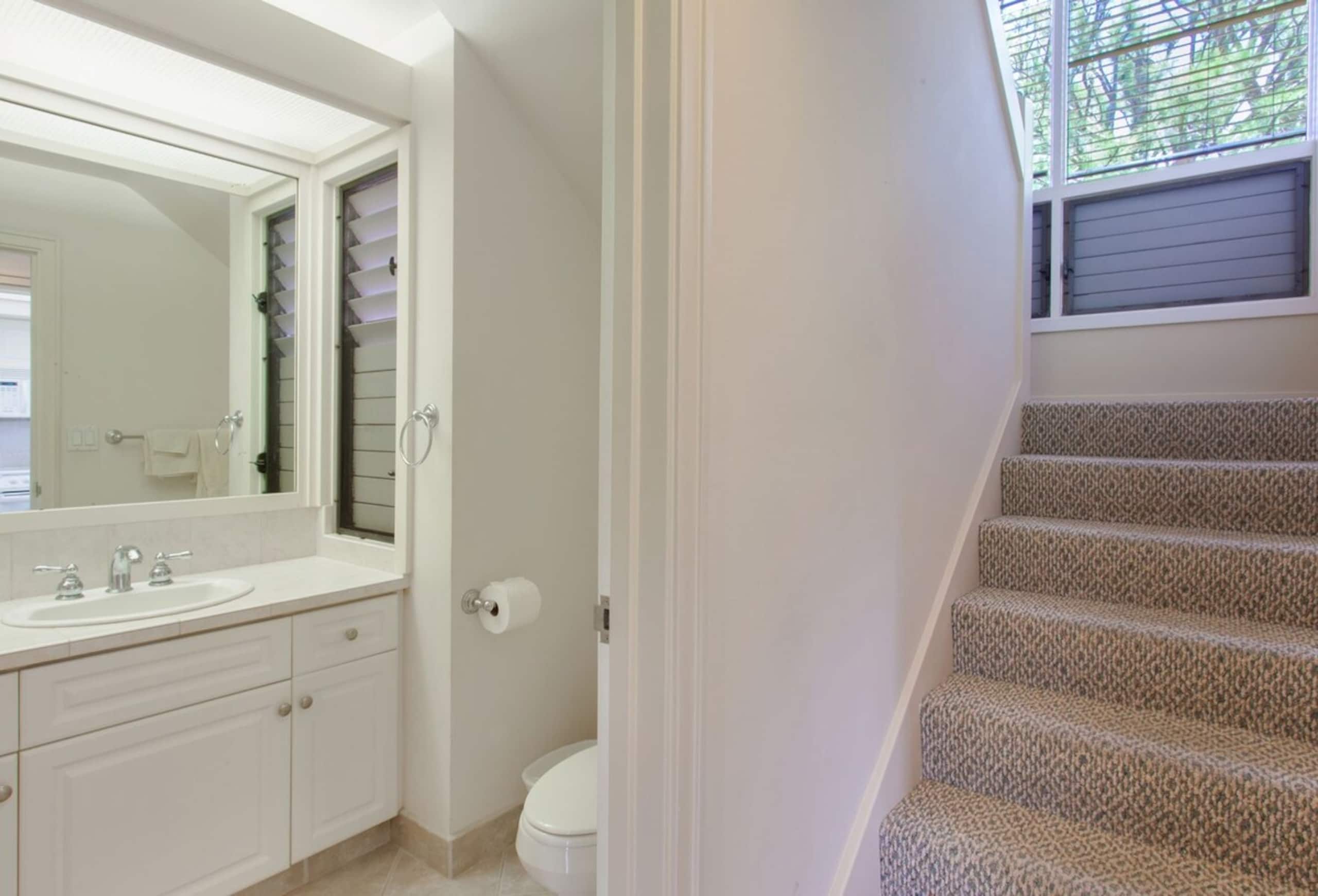 Villa in Lahaina · ★4.94 · 1 bedroom · 2 beds · 2 baths - Image 26
