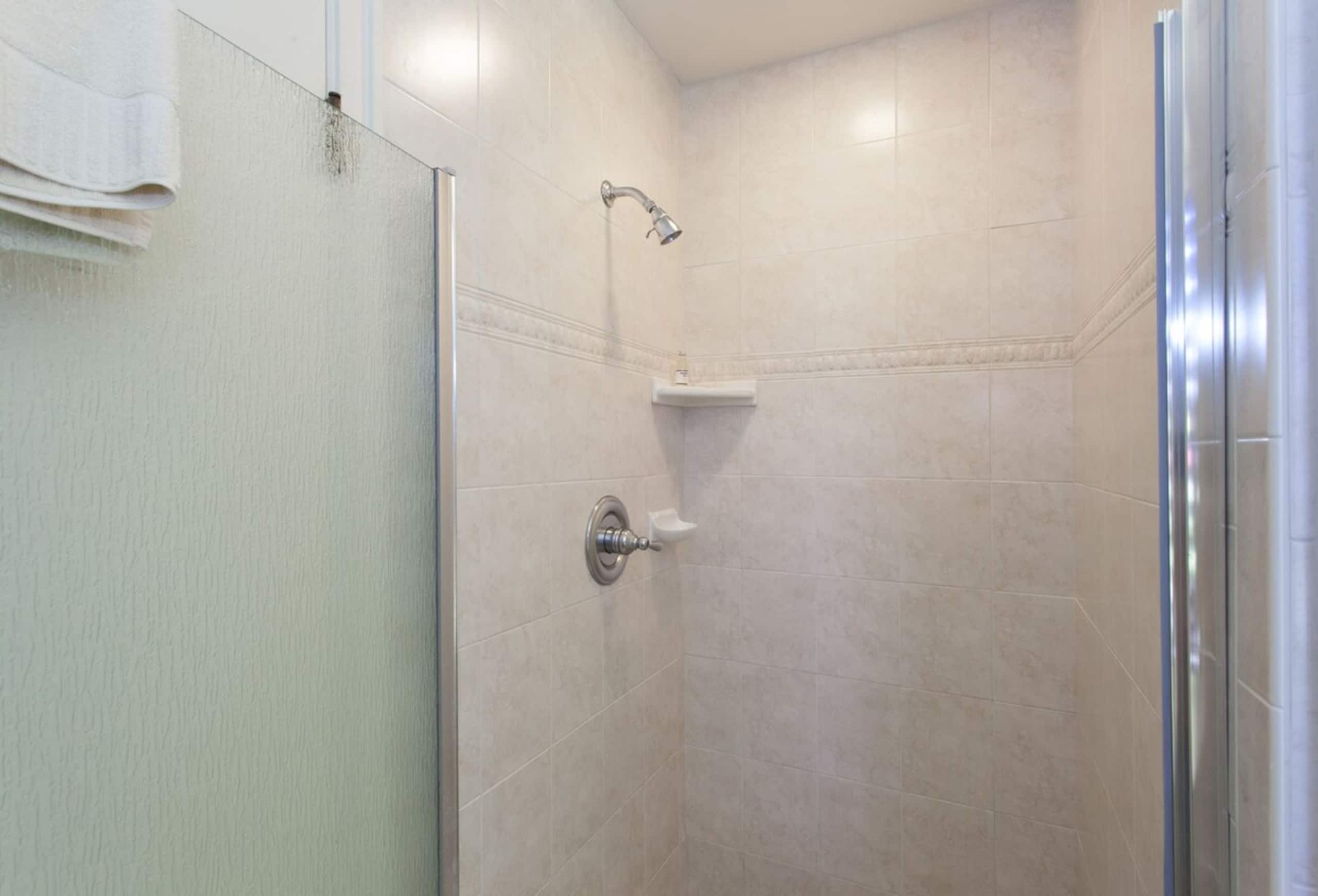 Villa in Lahaina · ★4.94 · 1 bedroom · 2 beds · 2 baths - Image 25