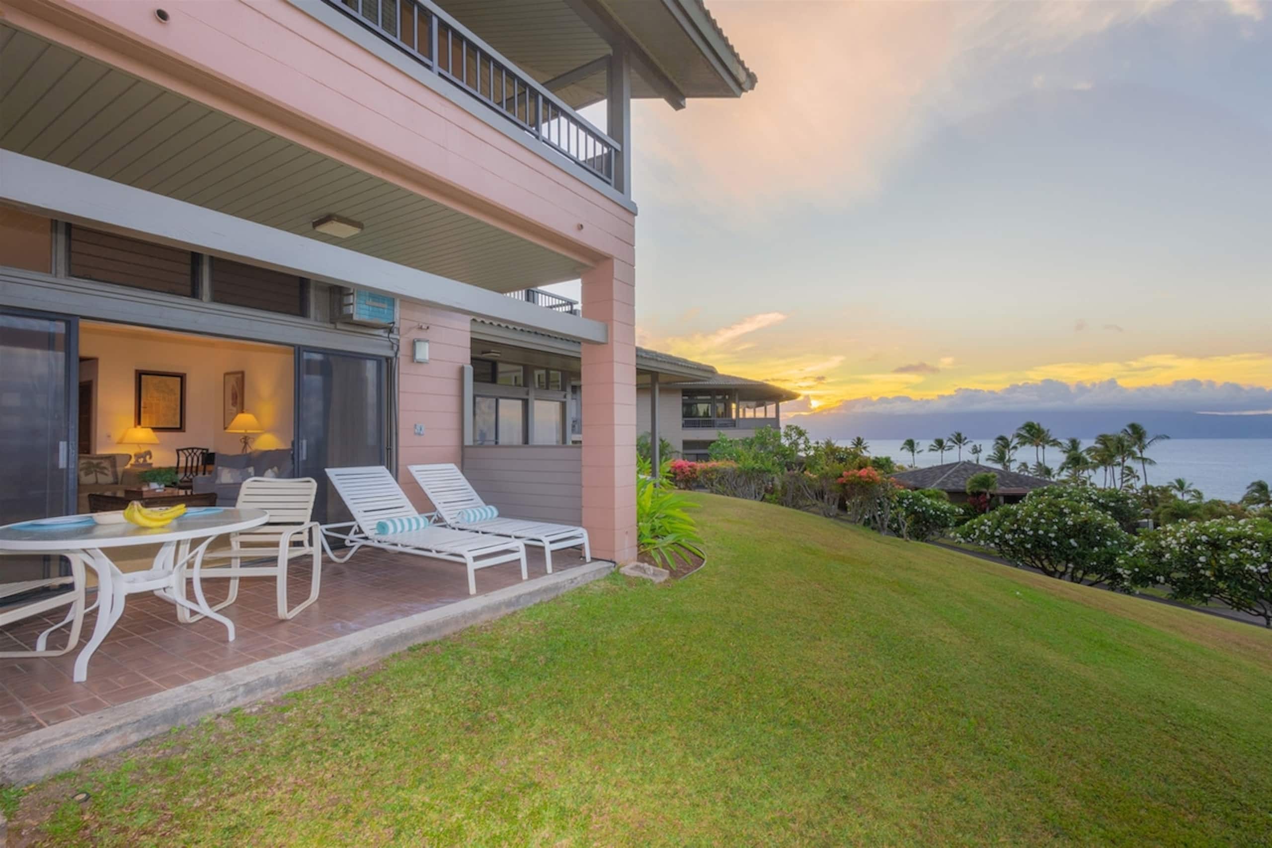 Villa in Lahaina · ★4.9 · 1 bedroom · 2 beds · 2 baths - Image 4