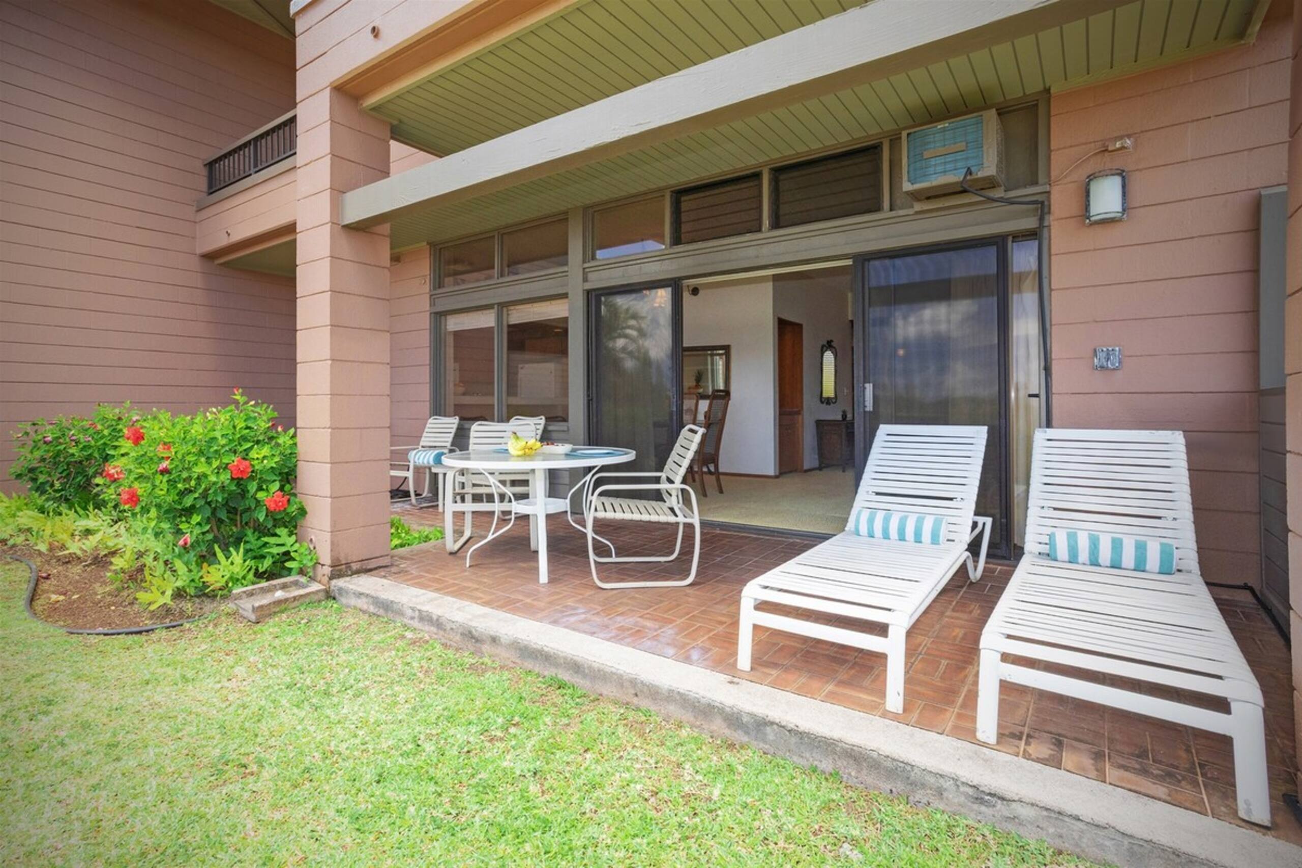 Villa in Lahaina · ★4.9 · 1 bedroom · 2 beds · 2 baths - Image 23