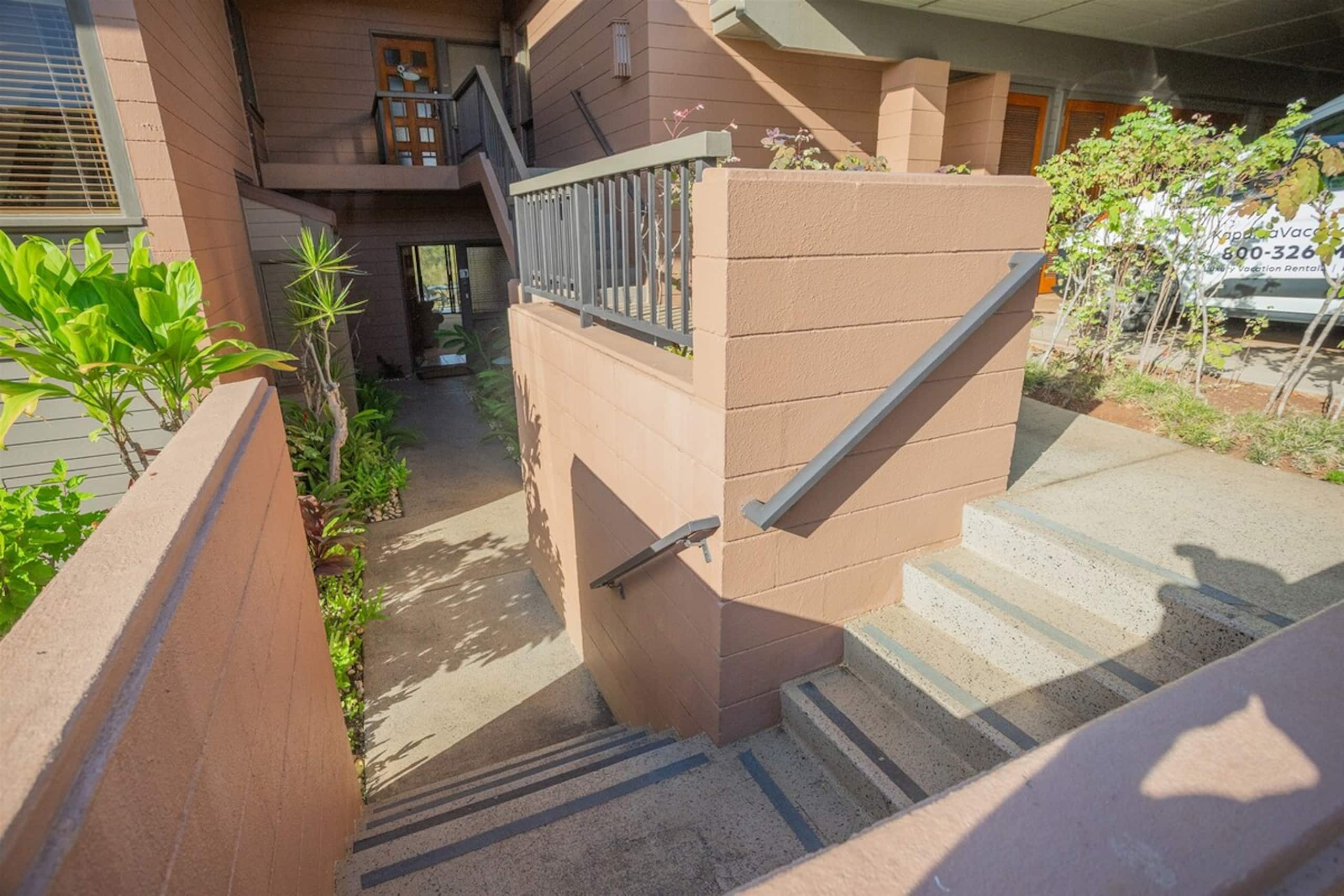 Villa in Lahaina · ★4.9 · 1 bedroom · 2 beds · 2 baths - Image 53