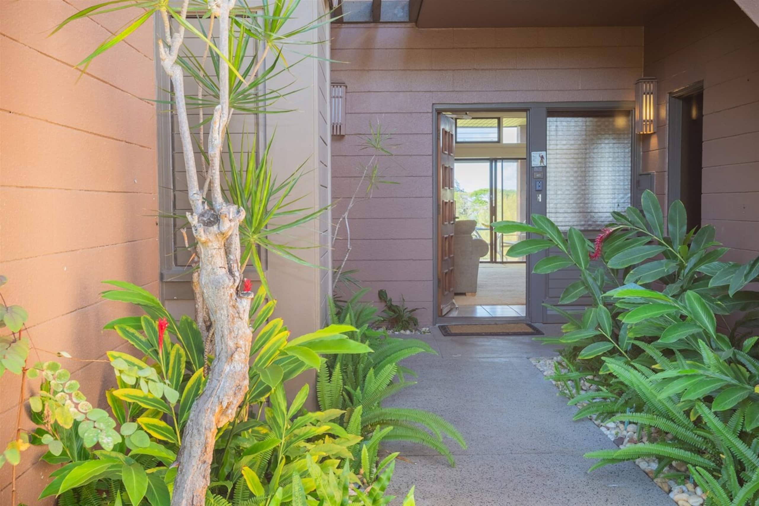 Villa in Lahaina · ★4.9 · 1 bedroom · 2 beds · 2 baths - Image 54