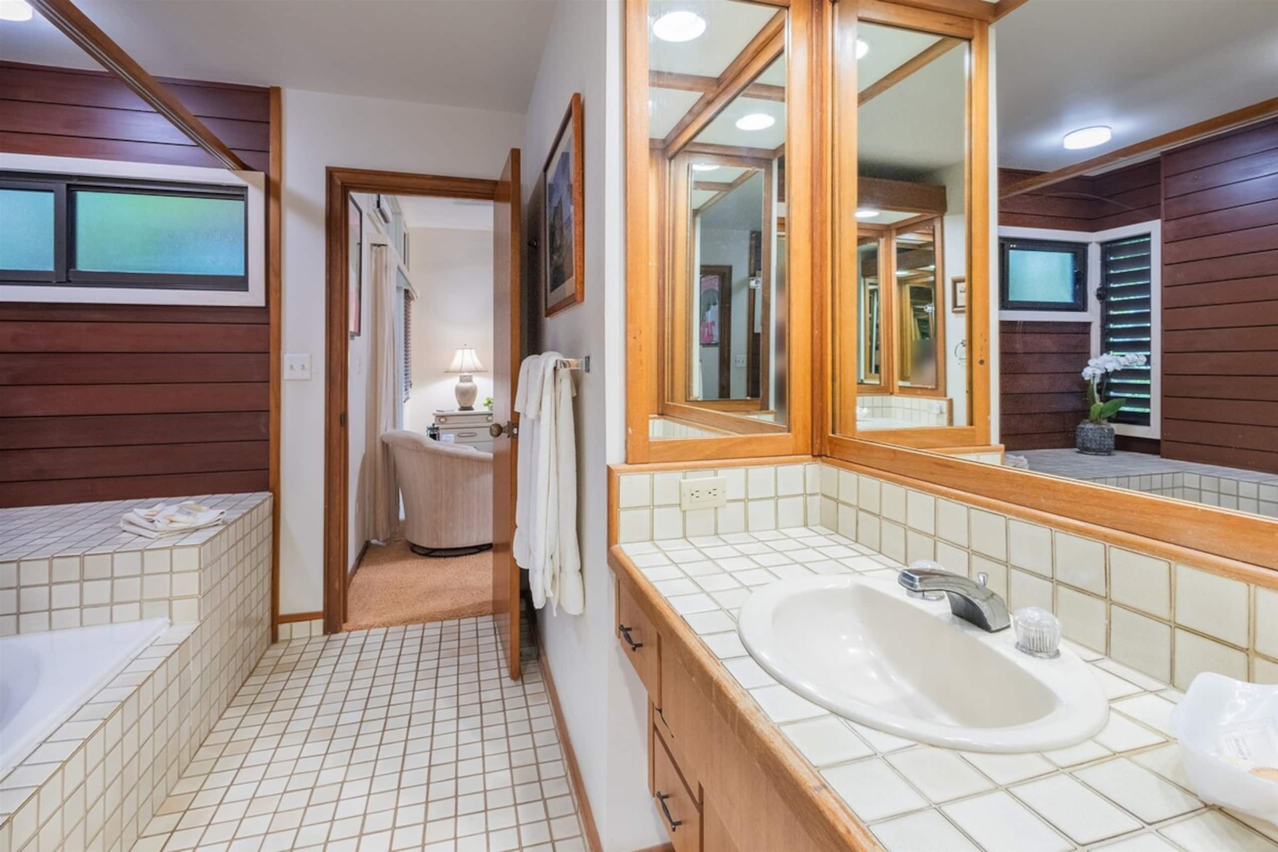 Villa in Lahaina · ★4.9 · 1 bedroom · 2 beds · 2 baths - Image 51
