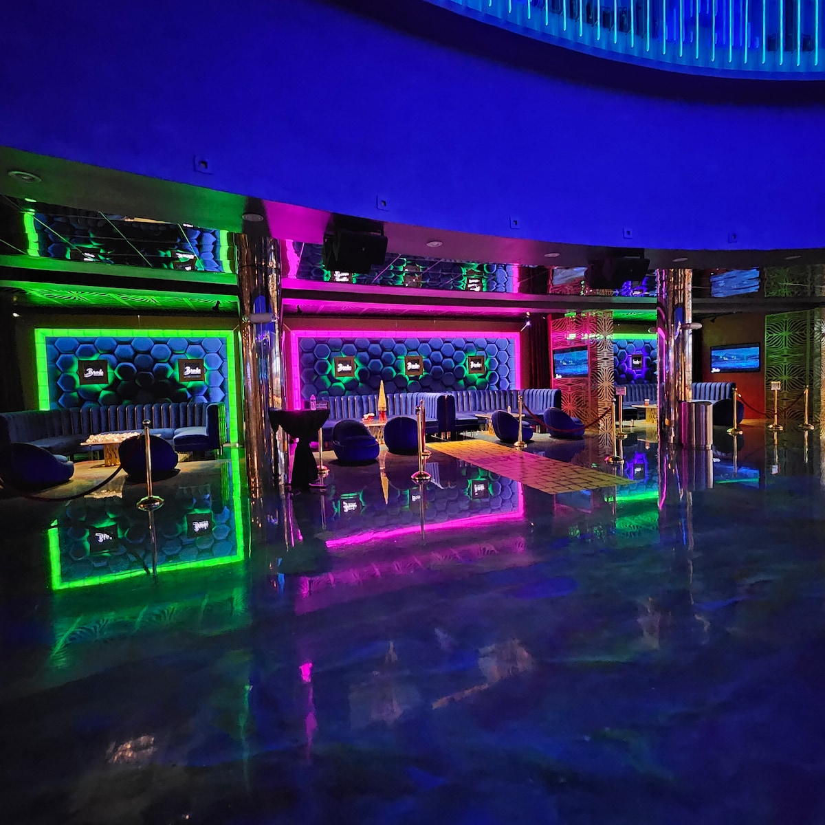 Strip View Luxury