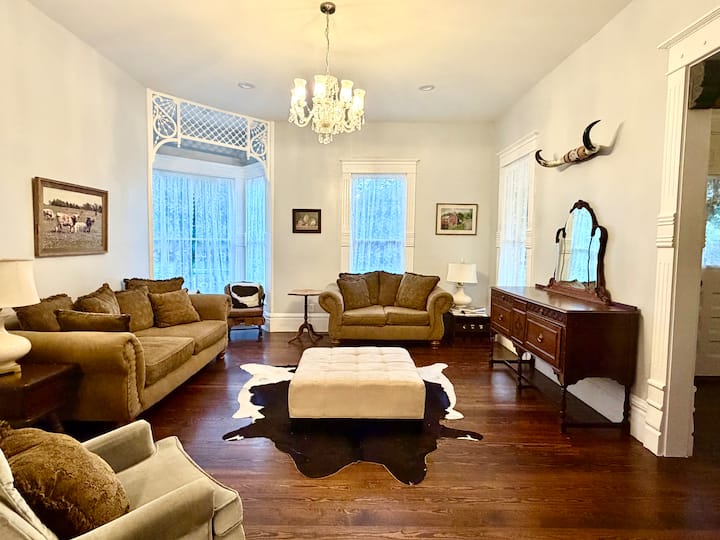 Runge Range Holiday Home In The Heart Of Mckinney - マッキニー, TX