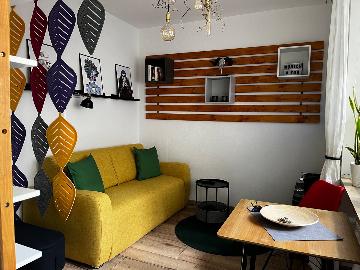 Top performing Airbnb: Central & cozy 1-room apartment in Glockenbach in Glockenbach