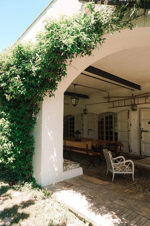 Mondomini-Large apartment with panoramic terrace