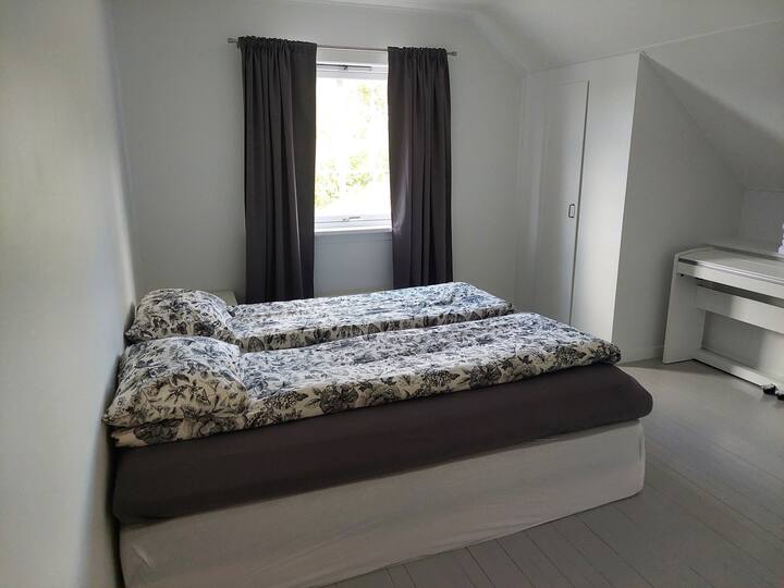 Dhomë gjumi 2