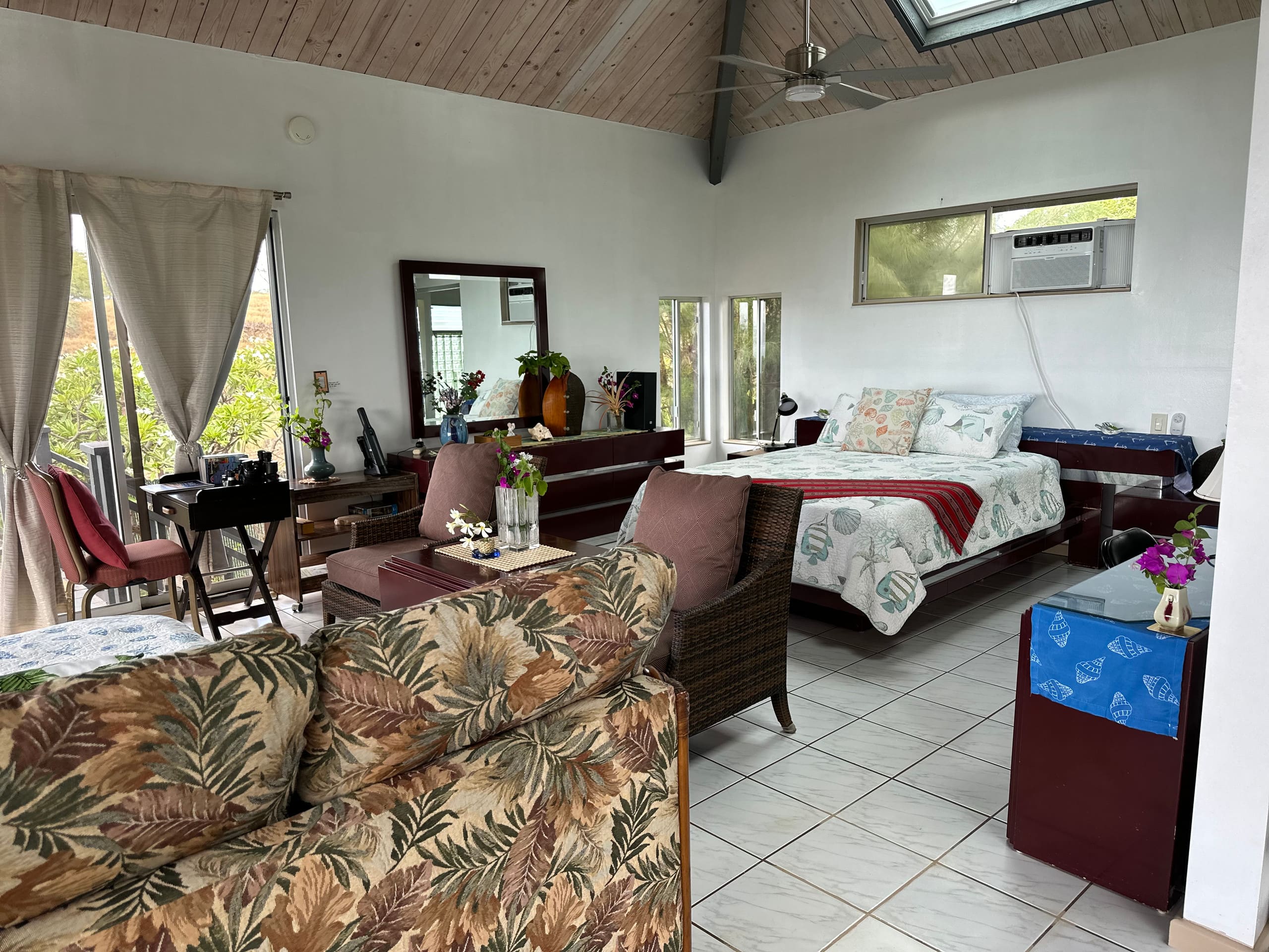 South Maui Oceanview Solo Cottage - Photo 49