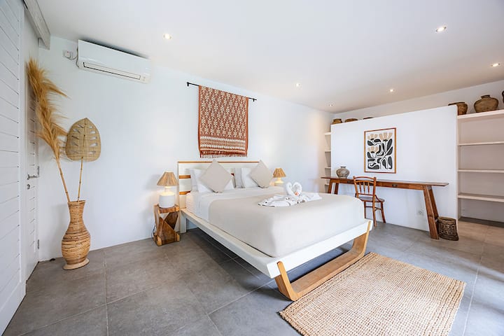 Bedroom 12