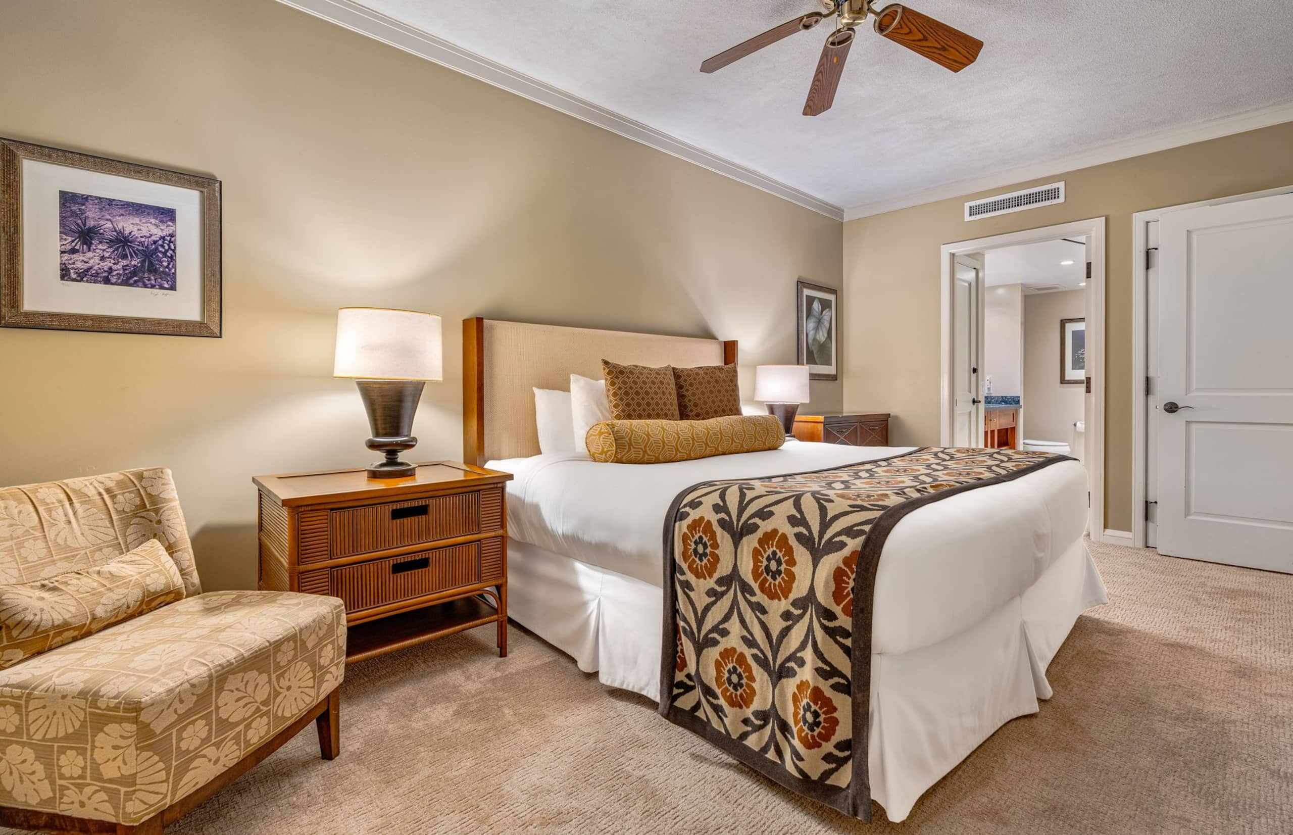 Condo in Lahaina · ★4.33 · 1 bedroom · 2 beds · 1 bath - Image 19