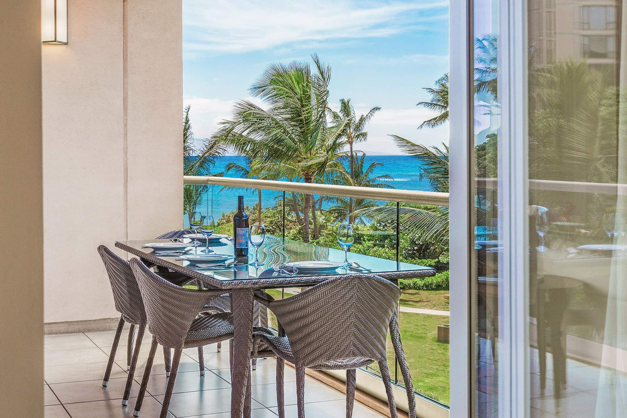 Condo in Lahaina · ★4.33 · 1 bedroom · 2 beds · 1 bath - Image 2