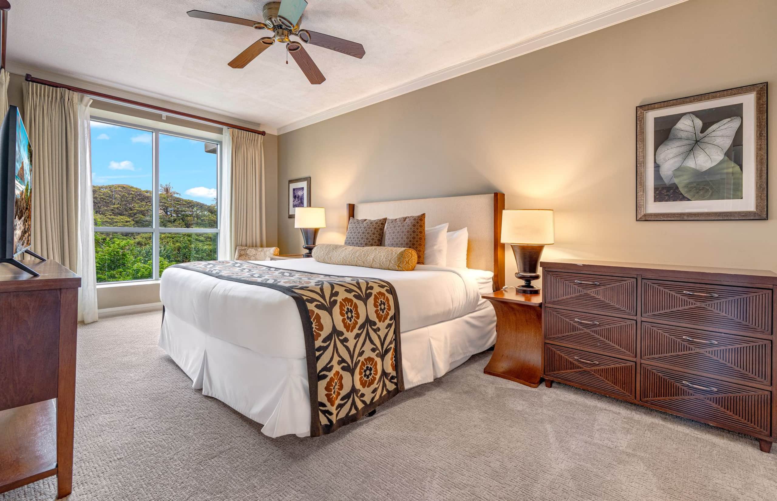 Condo in Lahaina · ★4.33 · 1 bedroom · 2 beds · 1 bath - Image 16