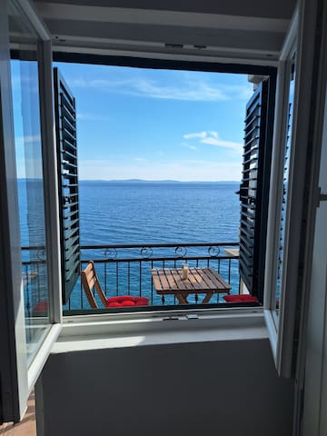 listing_image
