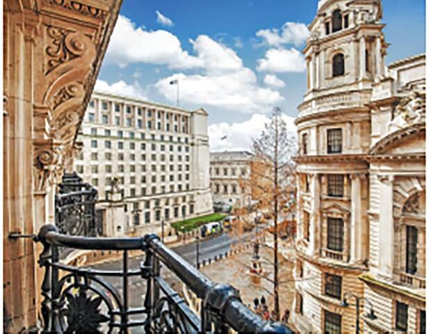 2BR; St. James-Trafalgar, High Ceilings, Concierge gallery image 2