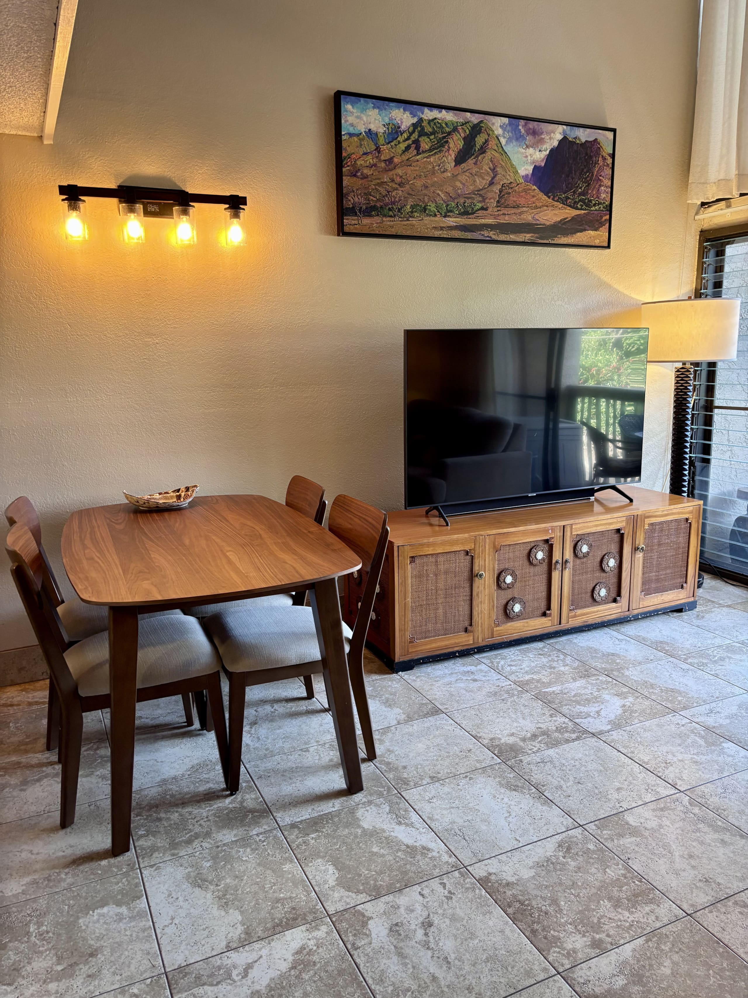 Condo in Kihei · ★4.61 · 2 bedrooms · 4 beds · 2 private baths - Image 3