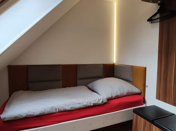 dormitorio pequeño para una persona