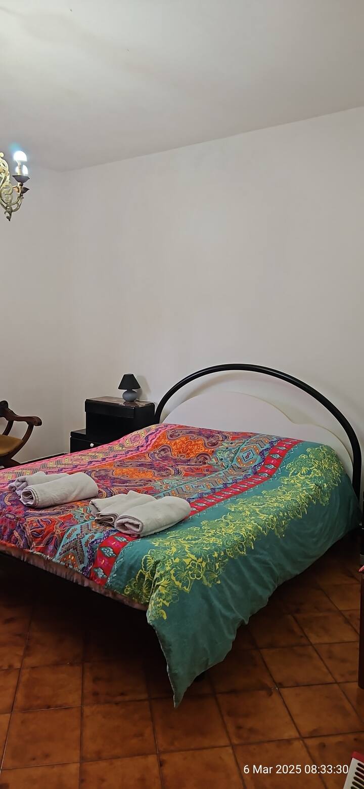 საძინებელი 1