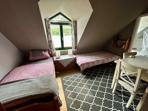 Leistungsstarkes Airbnb: “Arrive and feel good” near the Düsseldorf trade fair in Unterrath