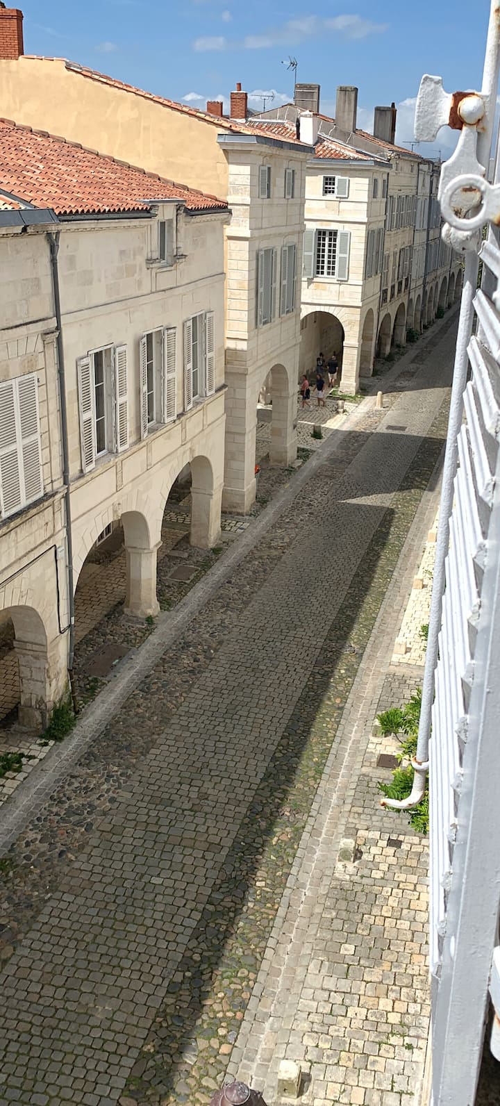 80 M²+parking, Classé 3*, Hyper Centre, Belle Vue - La Rochelle