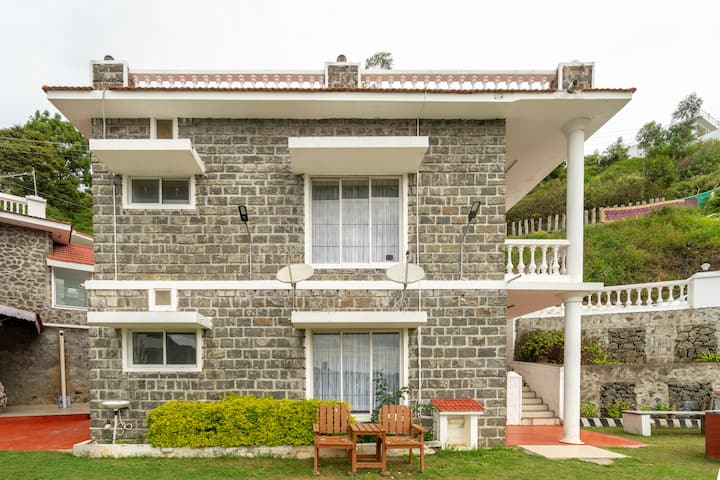 Kodai House, 5BHK - Valley view