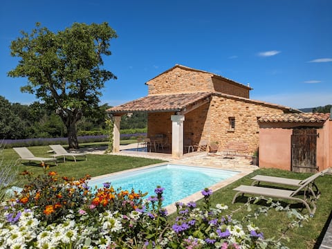 Bastidon with heated pool and private garden