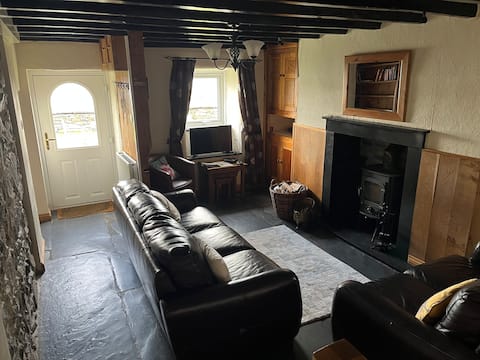 Top Airbnb: Cae Adda cottage is cosy and warm in Trawsfynydd