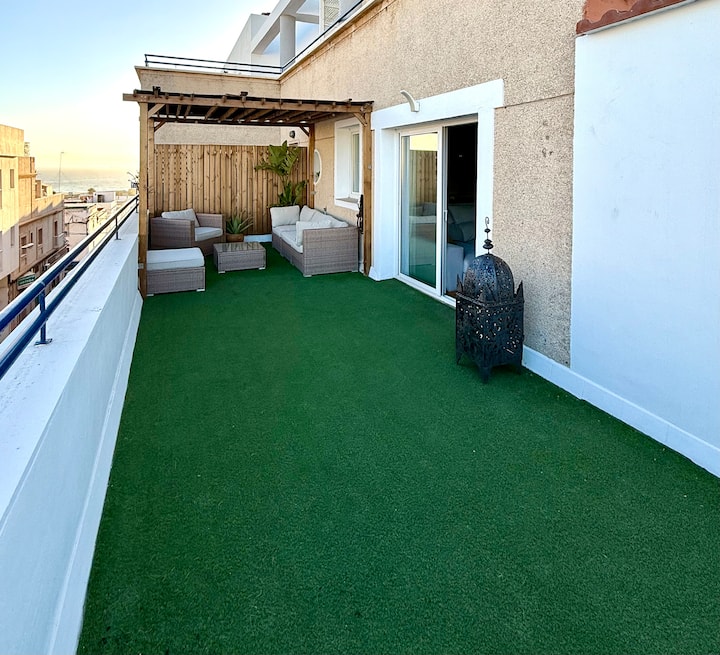 Alojamiento Con Encanto Y Amplia Terraza - Tarifa