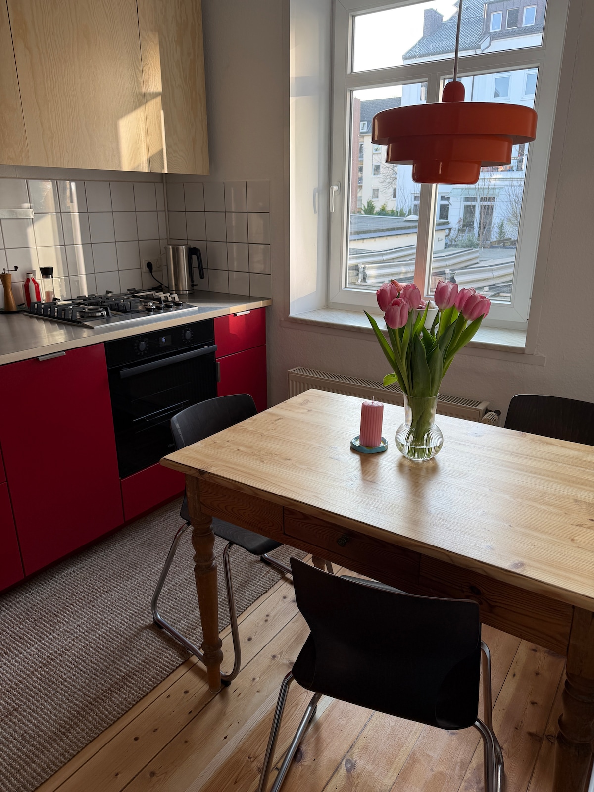 Sunny apartment in Eimsbüttel – central but quiet