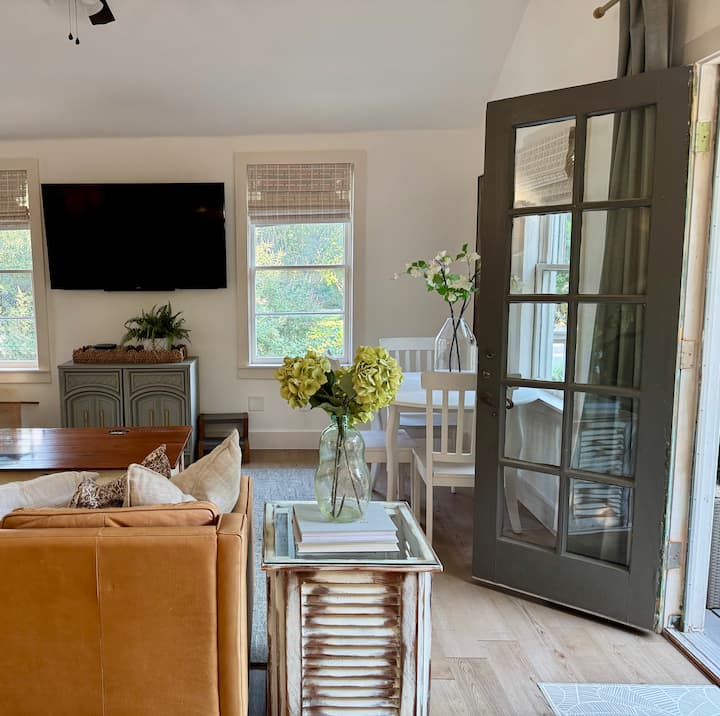 Perfect Long Term Studio Apt .4miles From Downtown - McKinney, TX