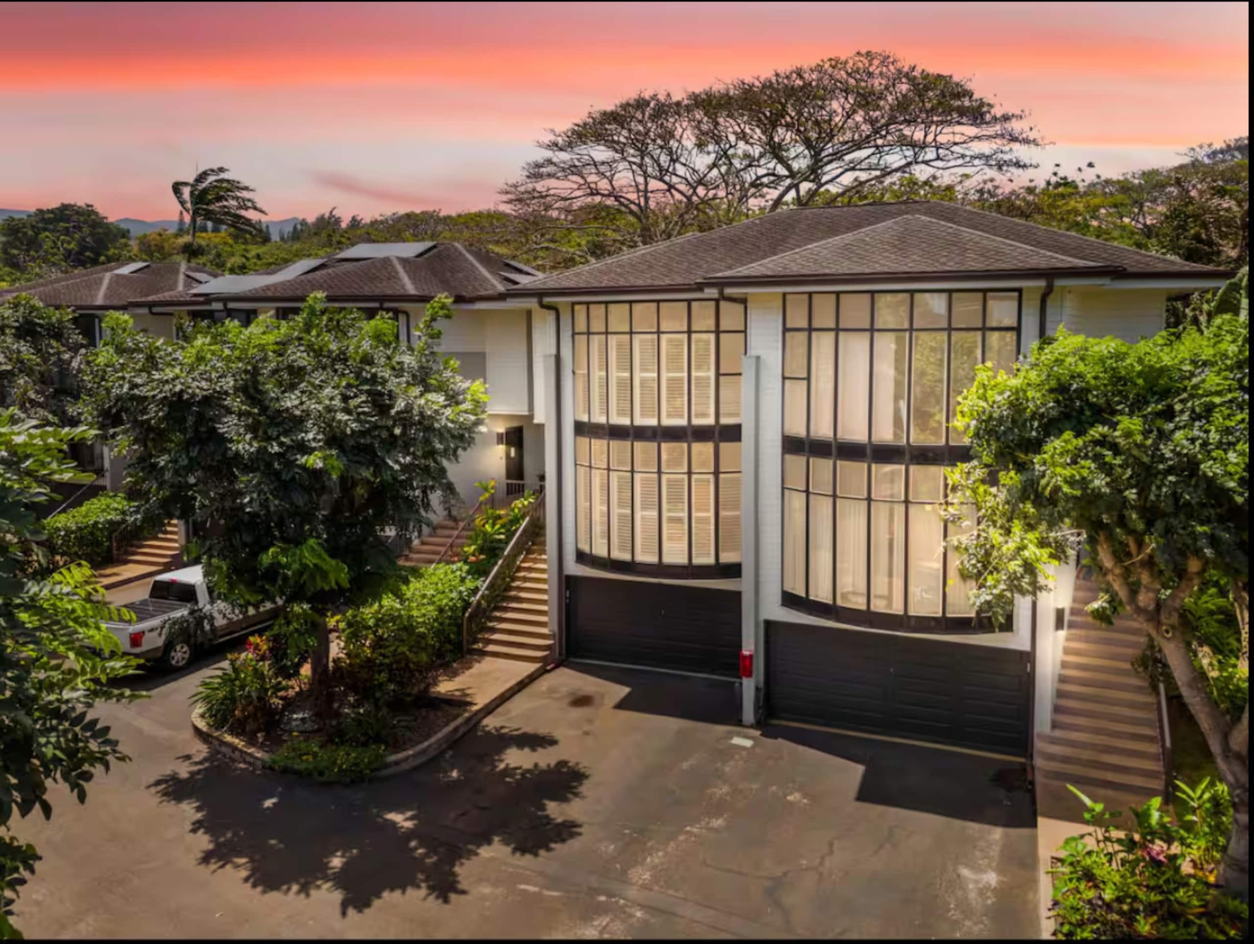 Townhouse in Lahaina · ★4.88 · 3 bedrooms · 4 beds · 2.5 private baths - Image 28