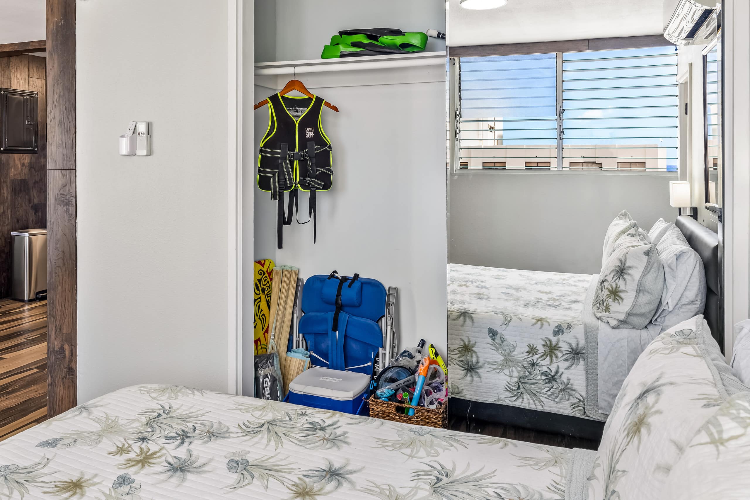 Condo in Honolulu · ★4.75 · 2 bedrooms · 4 beds · 2 private baths - Image 31