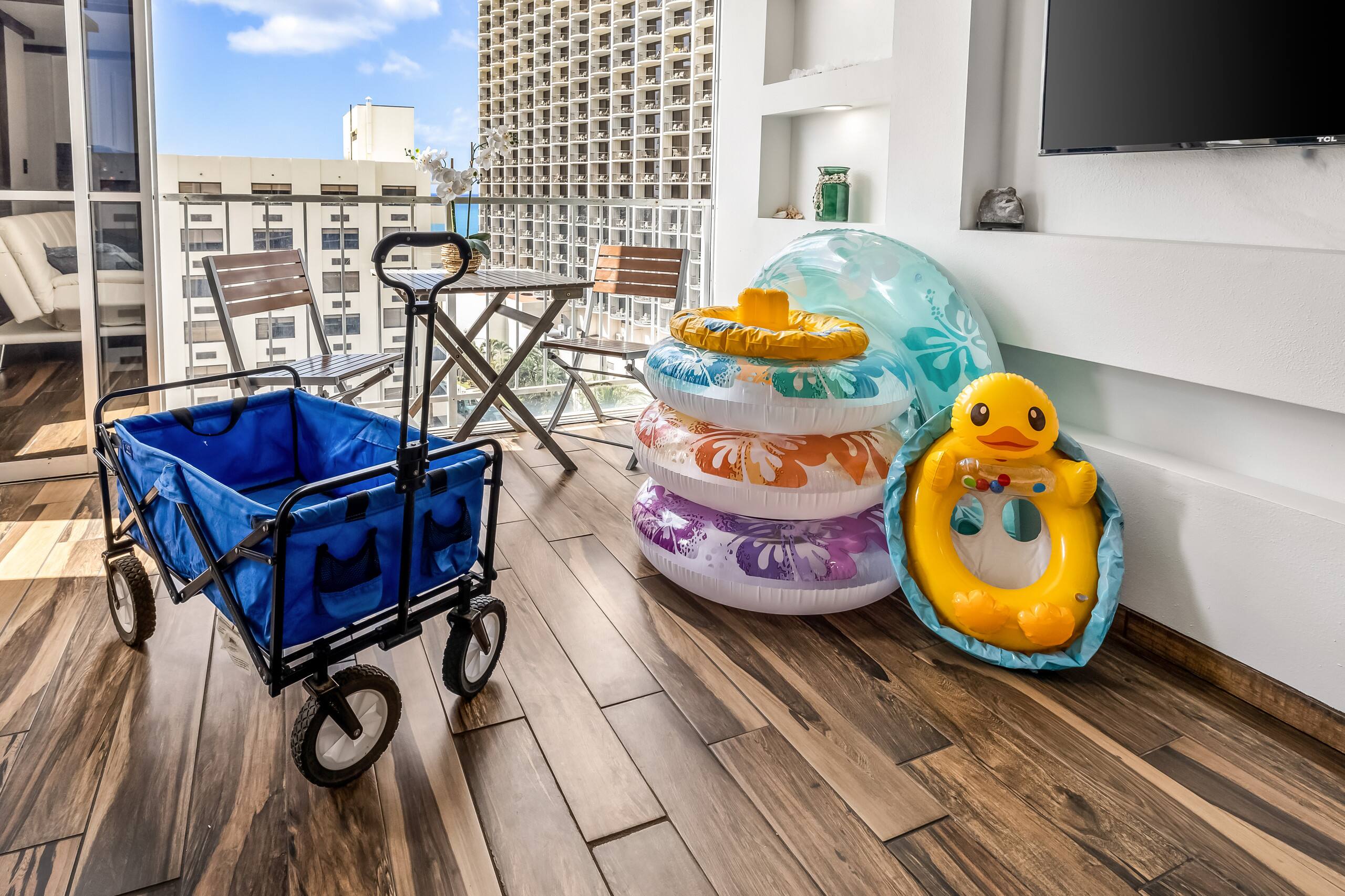 Condo in Honolulu · ★4.75 · 2 bedrooms · 4 beds · 2 private baths - Image 33
