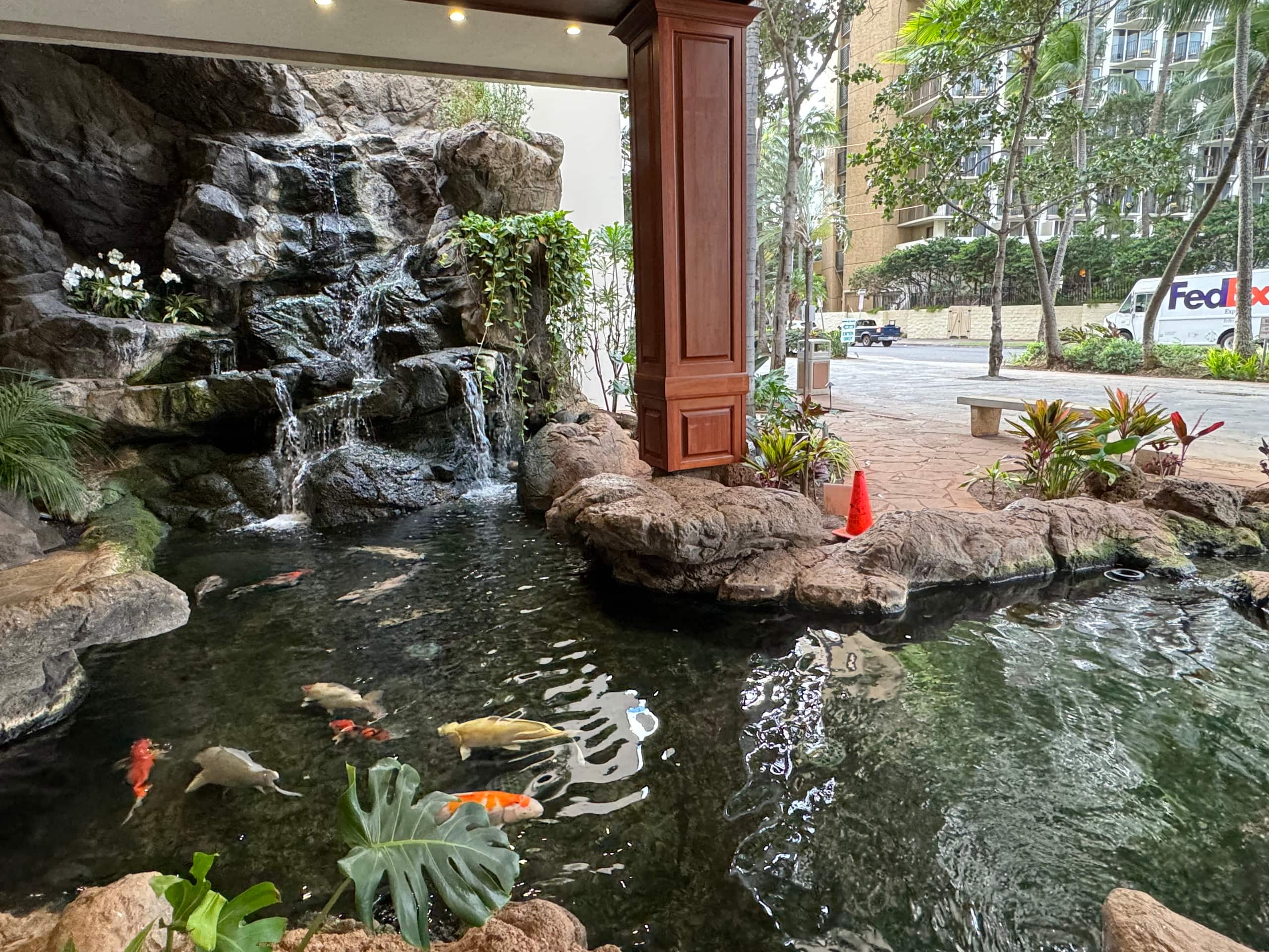 Condo in Honolulu · ★4.56 · 1 bedroom · 3 beds · 1 private bath - Image 11