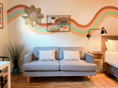 Successful Airbnb property: Modern Culver City Guest House in Culver City