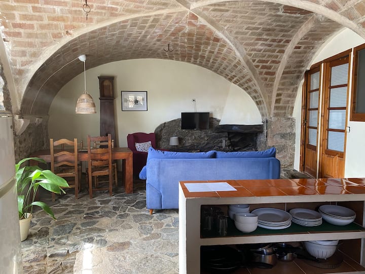 Caseta Rústica En Veïnat Rural I Tranquil - Spain