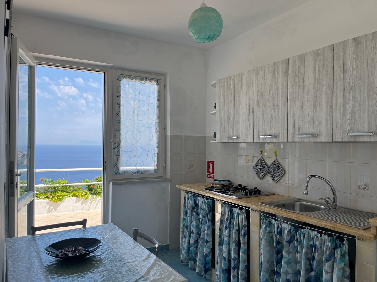 Top Airbnb: CASA FEOLA - the tulip a Ponza