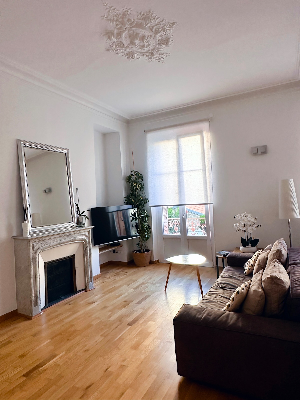 Popular Airbnb listing: Calm & Cosy 3 bedrooms 5' from the beach in Nice