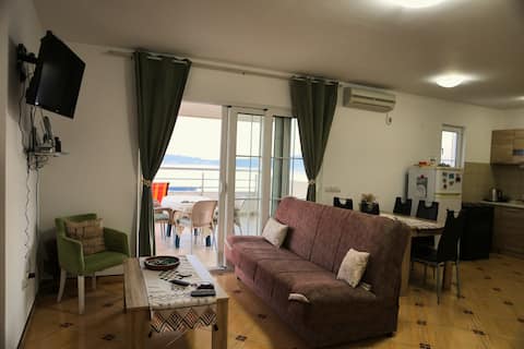 Top performing Airbnb: Comfortable apartment with magnificent view in Herceg Novi