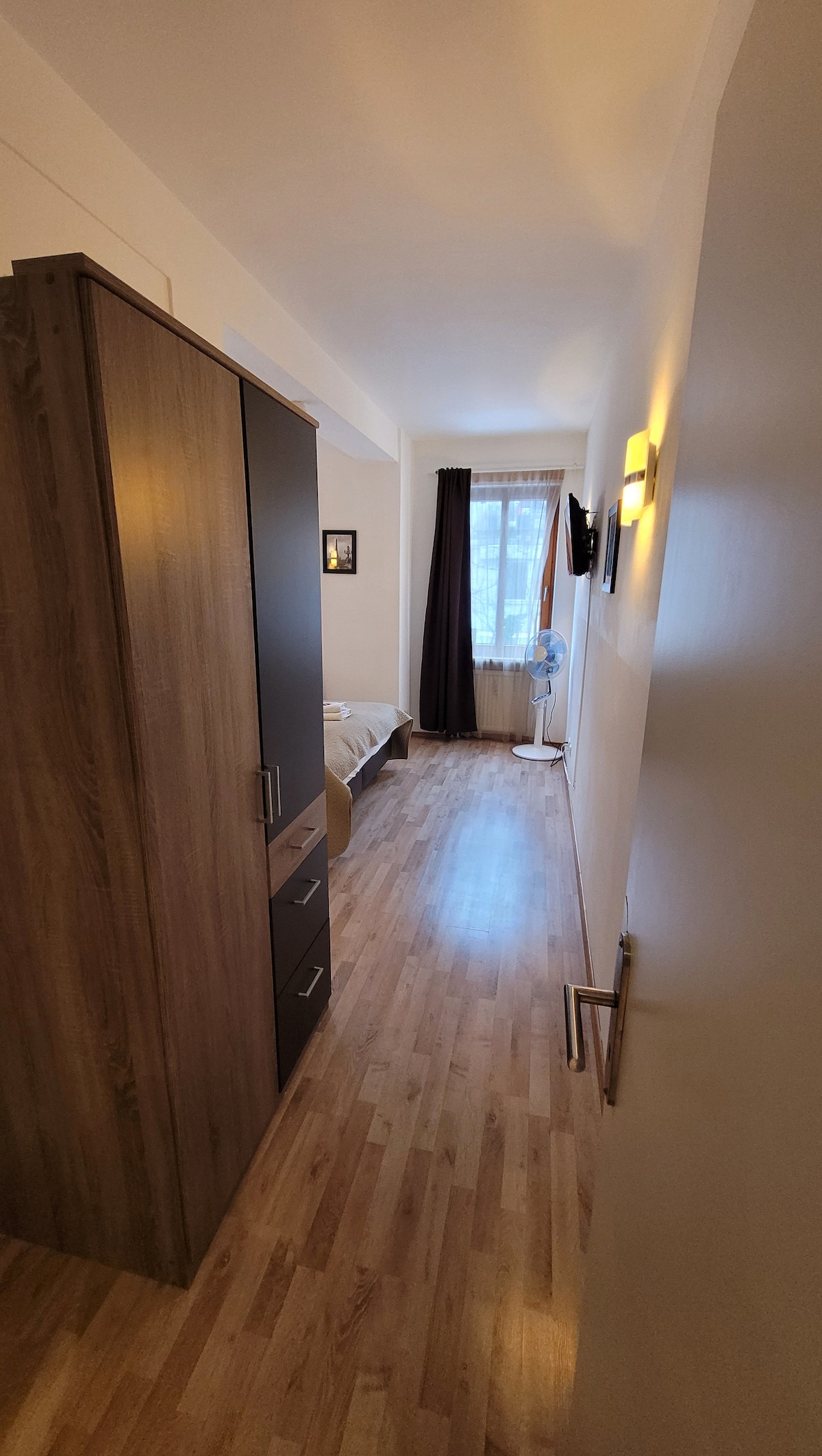 Quiet apartment near the central station