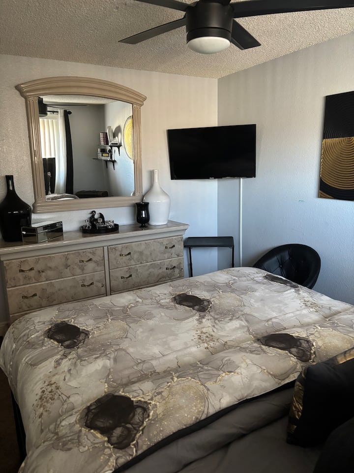 غرفة النوم 1