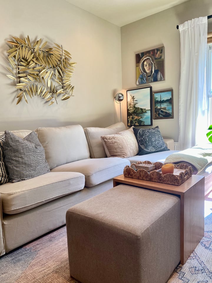 Charming Condo In The Heart Of Downtown Portsmouth - Portsmouth, NH
