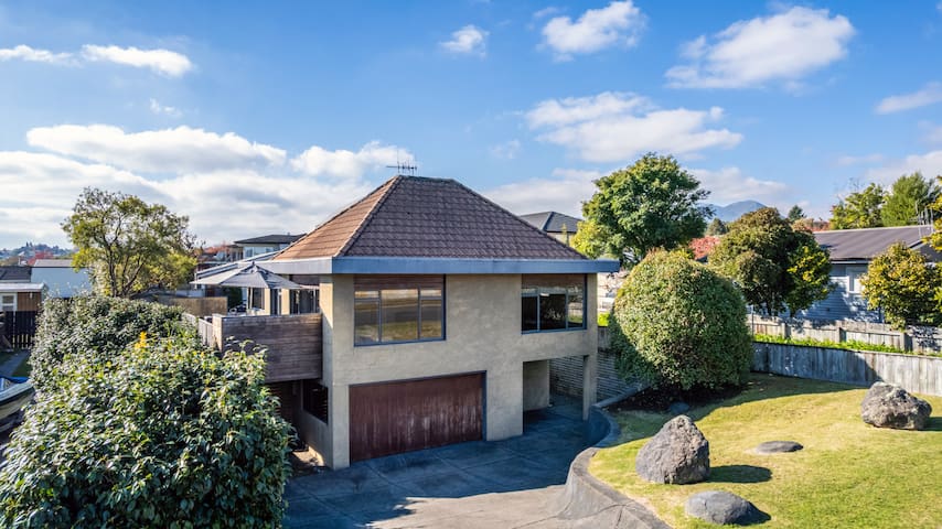 Harcourts Taupo Holiday Homes managed Airbnb listing 1