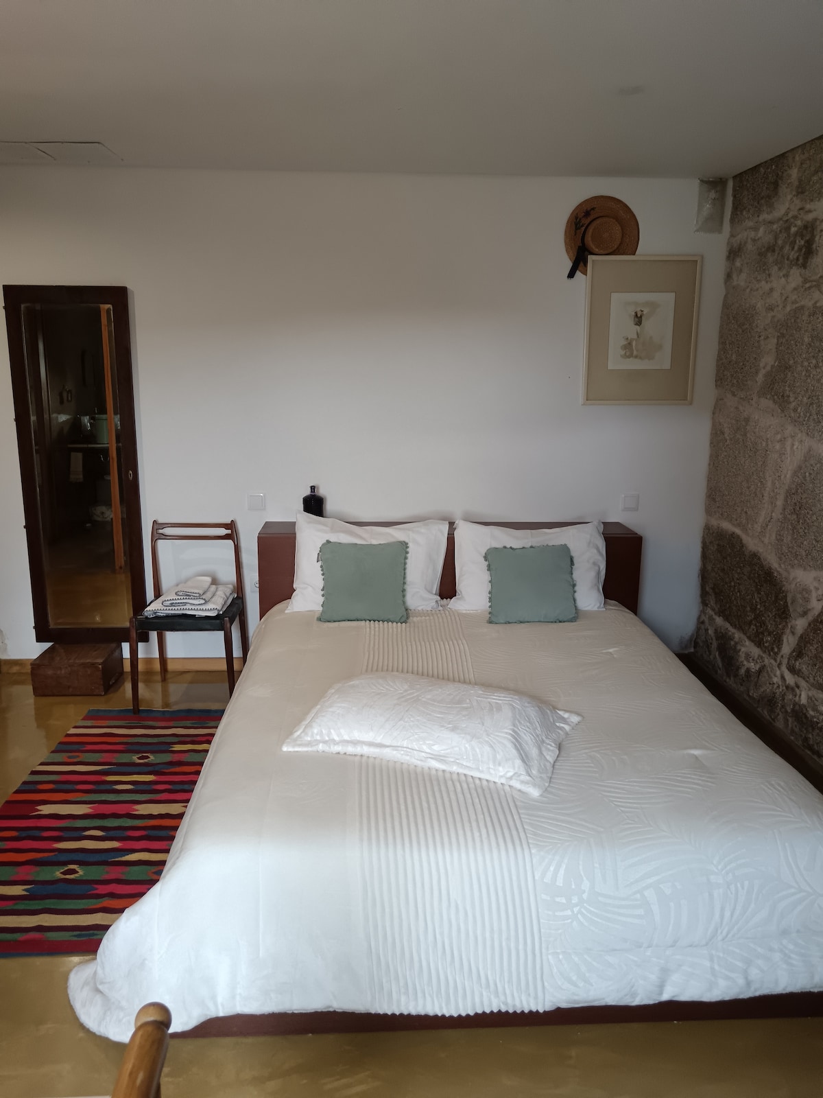 غرفة النوم 2