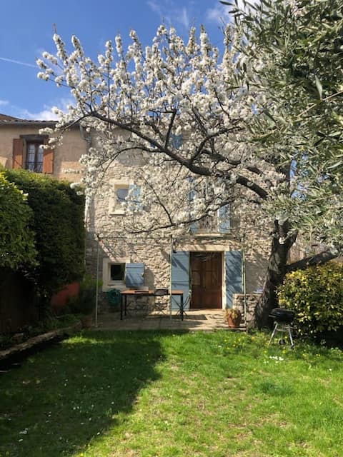 Provençal house in a medieval village in Luberon